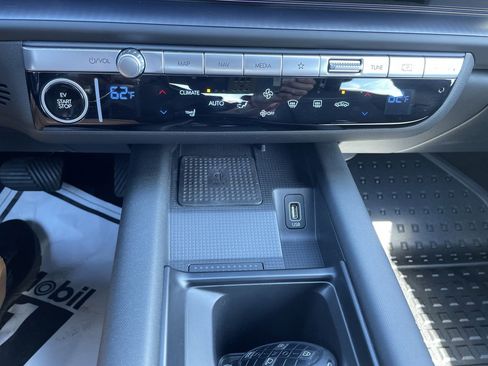 Used 2023 Hyundai Ioniq 6 SEL image 16