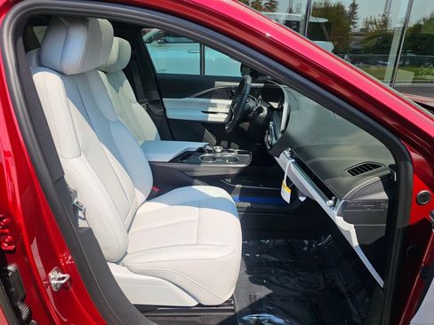 New 2026 Cadillac Lyriq Sport AWD/4WD image 11