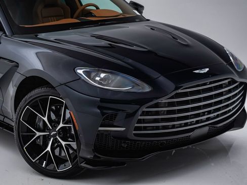 New 2026 Aston Martin DBX 707 AWD/4WD image 4
