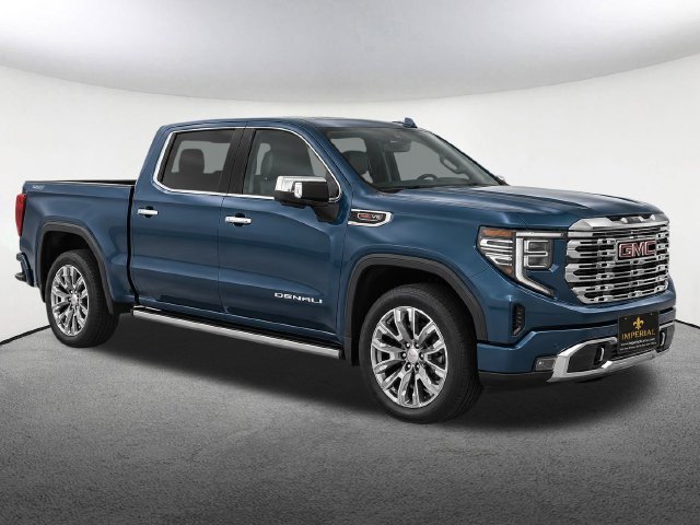 Used 2025 GMC Sierra 1500 Denali AWD/4WD image 2