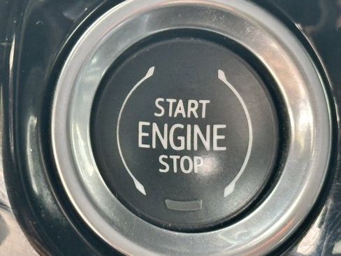 Used 2024 Chevrolet Silverado 2500 LTZ w/ LTZ Convenience Package image 32