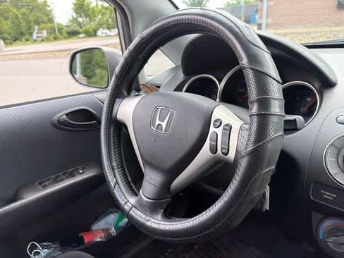 Used 2007 Honda Fit Sport image 25