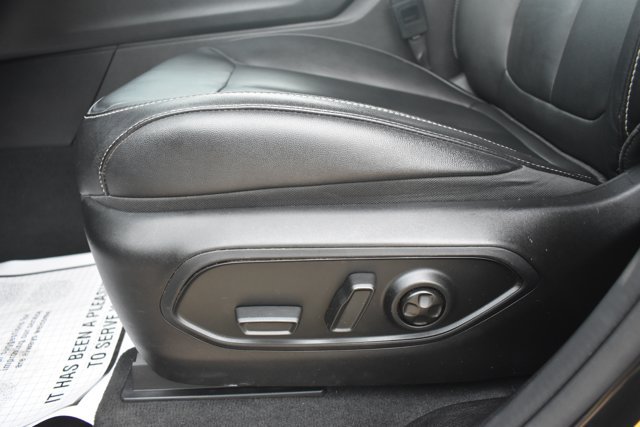 Used 2023 Jeep Grand Cherokee L Limited AWD/4WD image 15