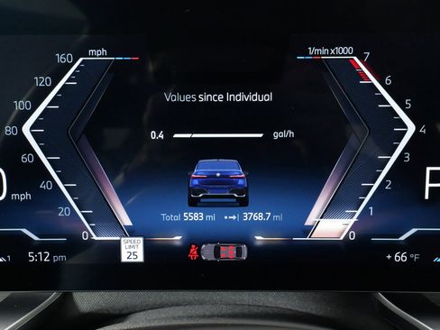 Used 2023 BMW 760i xDrive w/ Executive Package image 45