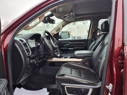 Used 2019 RAM 1500 Laramie image 9
