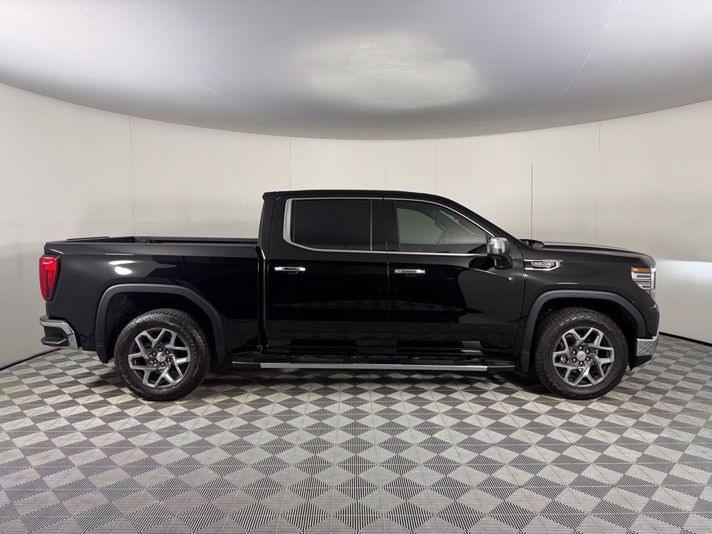 Used 2024 GMC Sierra 1500 SLT w/ SLT Premium Plus Package AWD/4WD image 5