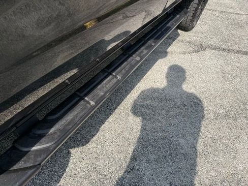 Used 2020 Ford Ranger XLT w/ Equipment Group 302A Luxury image 9