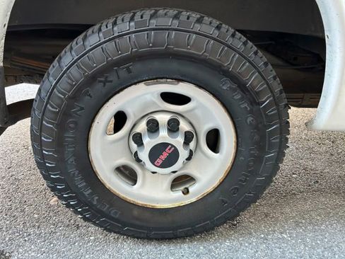 Used 2013 GMC Savana 3500 image 36