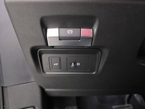 Used 2021 Land Rover Range Rover Evoque S AWD/4WD image 24