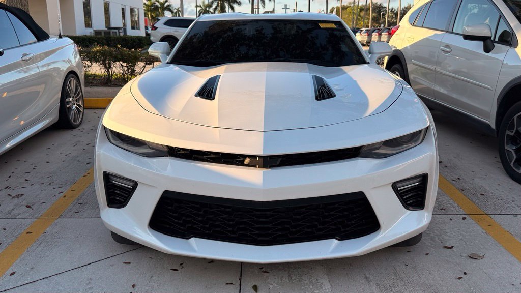 Used 2016 Chevrolet Camaro SS RWD image 3