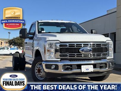New 2025 Ford F350 XL w/ XL Chrome Package