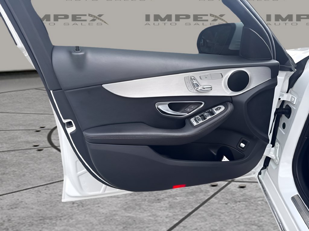 Used 2018 Mercedes-Benz C 300 Sedan image 20
