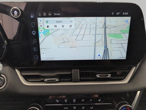 Used 2025 Chevrolet Equinox LT AWD/4WD image 7