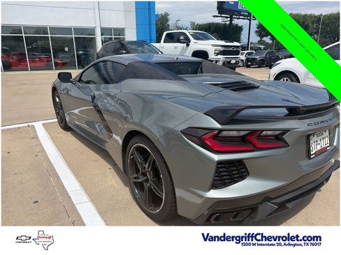 Used 2023 Chevrolet Corvette Stingray Premium Conv w/ Z51 Performance Package RWD image 12