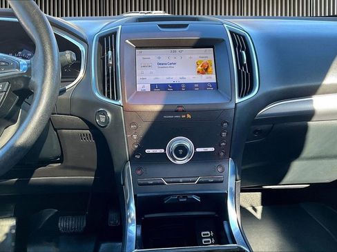 Used 2020 Ford Edge Titanium w/ Class II Trailer Tow Package image 7