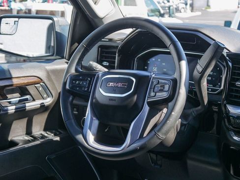 Used 2023 GMC Sierra 1500 Elevation image 14