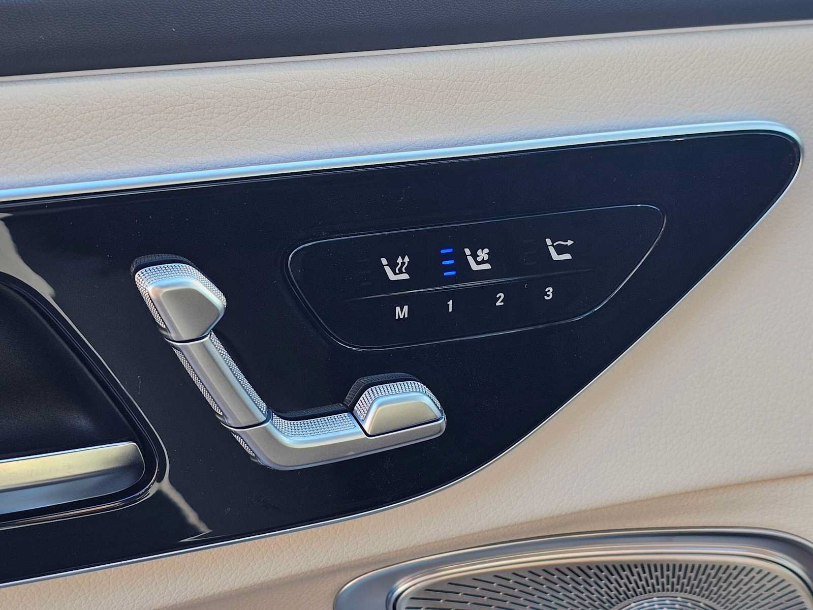 New 2027 Mercedes-Benz CLE 450 4MATIC Cabriolet image 28