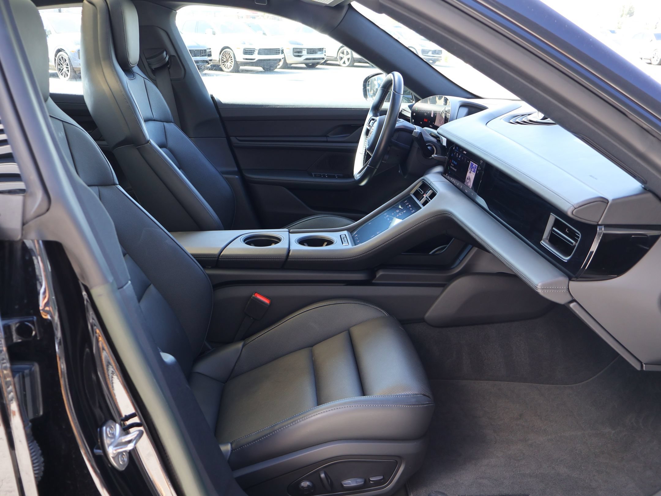 Certified 2023 Porsche Taycan 4S AWD/4WD image 33
