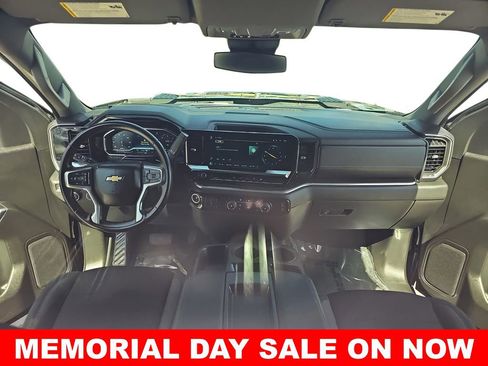 Used 2024 Chevrolet Silverado 2500 LT AWD/4WD image 9