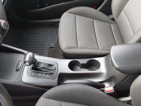 Used 2016 Kia Forte LX w/ LX Popular Package image 13