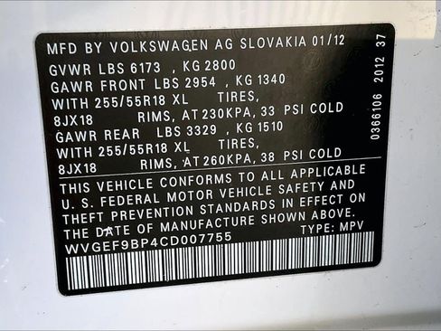 Used 2012 Volkswagen Touareg Sport image 34