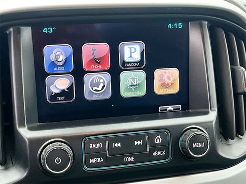 Used 2015 Chevrolet Colorado LT image 13