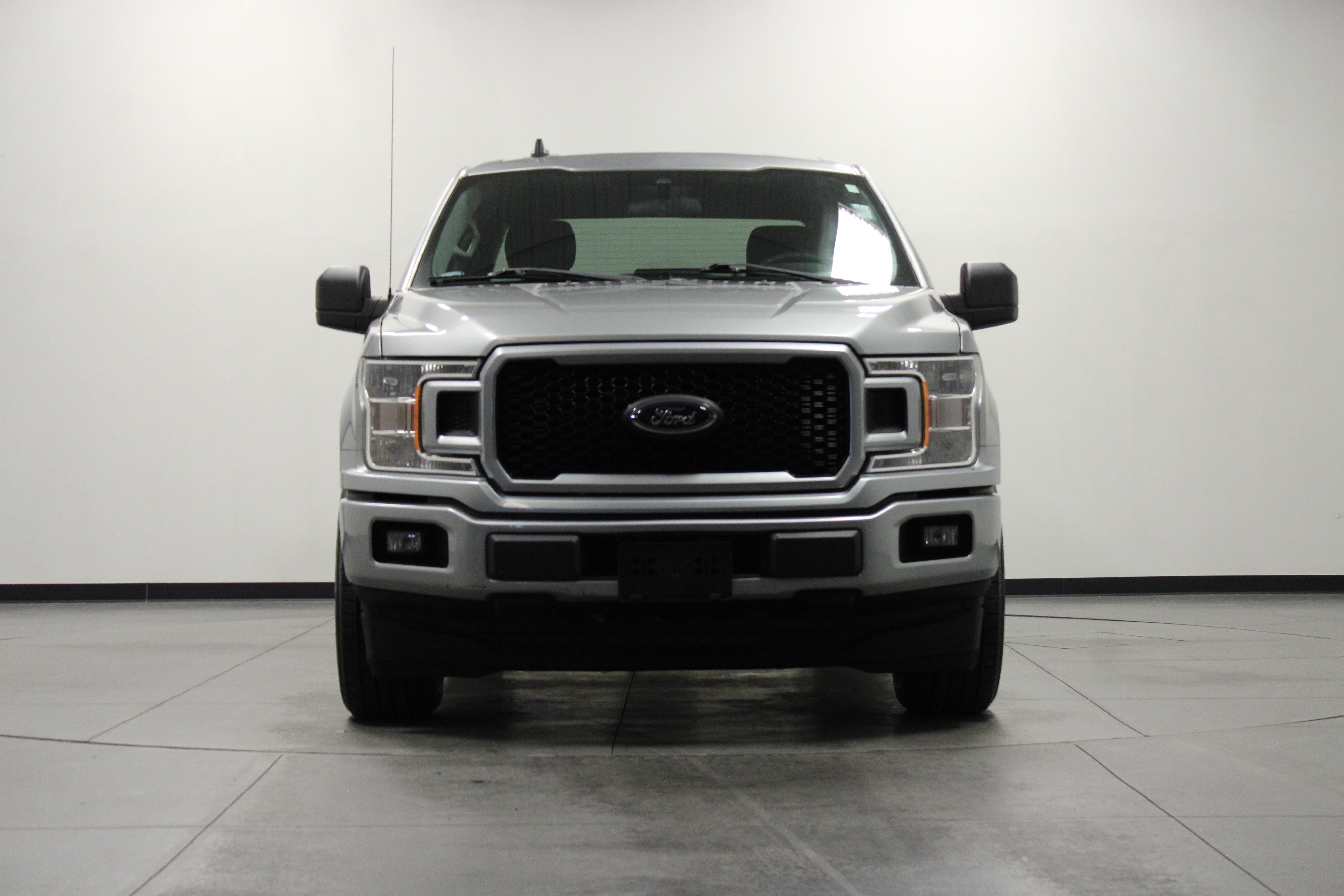 Used 2020 Ford F150 XL w/ Equipment Group 101A Mid RWD image 9