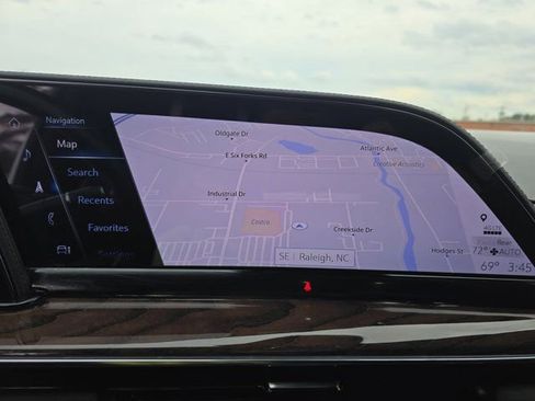 Used 2023 Cadillac Escalade Sport Platinum image 23