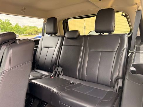 Used 2024 Ford Expedition Max XLT AWD/4WD image 23
