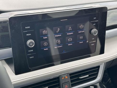 New 2026 Volkswagen Taos SEL AWD/4WD image 19