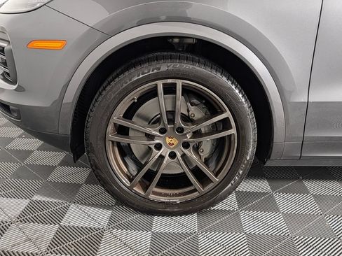 Certified 2021 Porsche Cayenne S AWD/4WD image 11