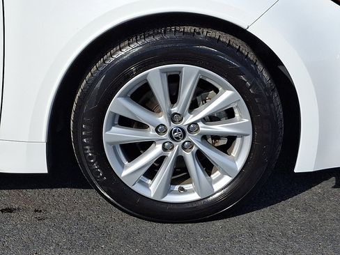 Used 2023 Toyota Corolla SE image 8