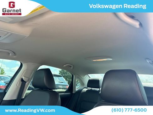 Used 2020 Volkswagen Passat 2.0T SE FWD image 13