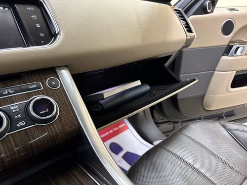 Used 2016 Land Rover Range Rover Sport HSE image 37