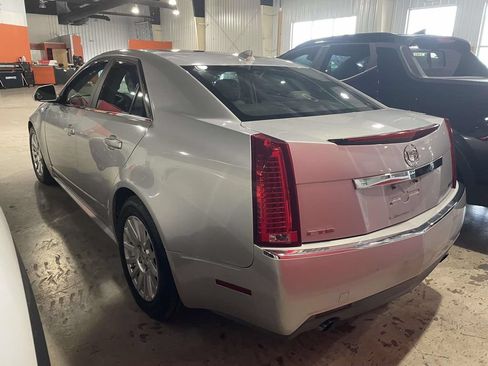 Used 2010 Cadillac CTS Luxury RWD image 4