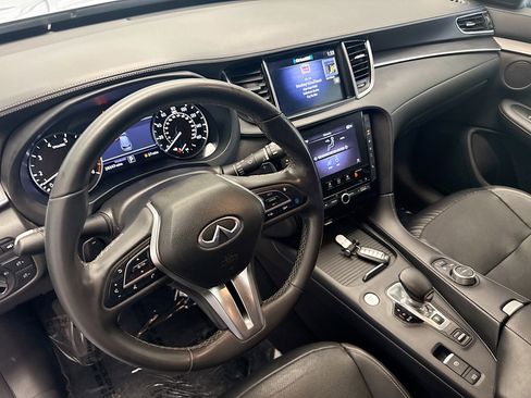 Used 2022 INFINITI QX50 Luxe image 7