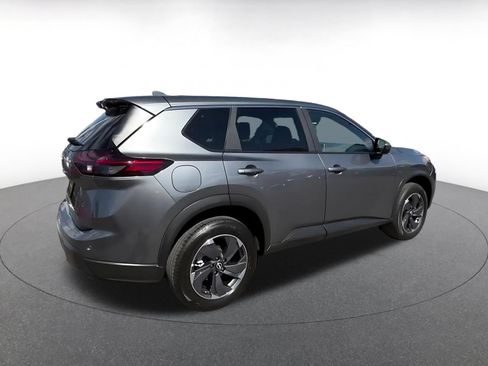 Used 2025 Nissan Rogue SV FWD image 14