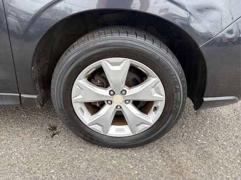 Used 2014 Subaru Forester 2.5i Premium w/ All-Weather Package image 14