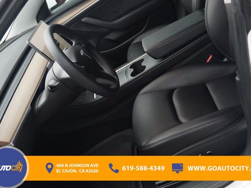 Used 2023 Tesla Model 3 Standard Range RWD image 9