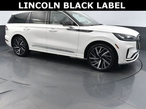 New 2026 Lincoln Aviator Black Label w/ Dynamic Handling Package image 5