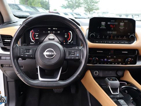 Used 2023 Nissan Rogue Platinum w/ Platinum Premium Package FWD image 18