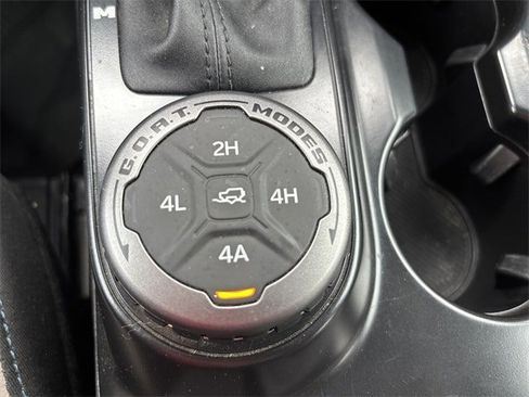 Used 2024 Ford Bronco Wildtrak image 34