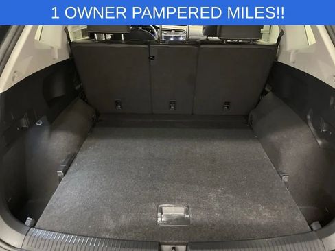 Used 2023 Volkswagen Tiguan SE image 12