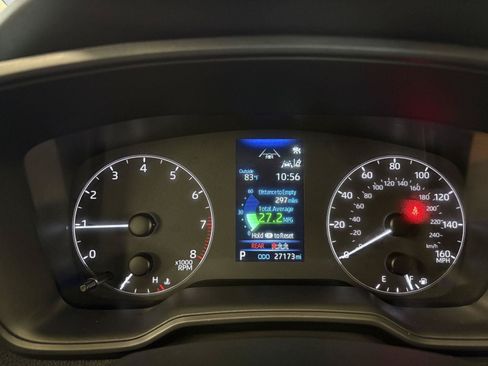 Used 2025 Toyota Corolla LE FWD image 29