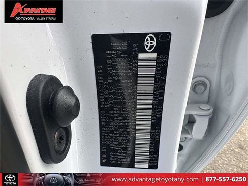 Certified 2023 Toyota Corolla SE w/ Carpet Mat Package (TMS) image 21