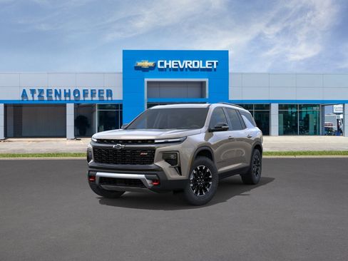 New 2026 Chevrolet Traverse Z71 w/ Driver Confidence Package AWD/4WD image 8