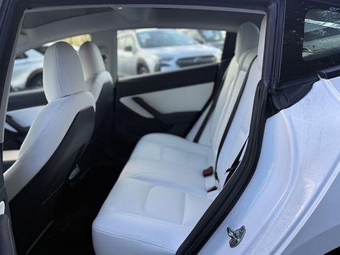 Used 2021 Tesla Model 3 Long Range image 24
