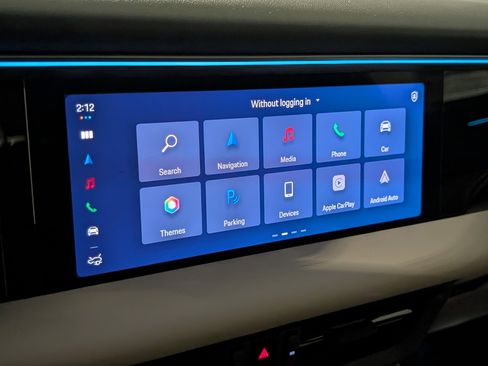 New 2026 Porsche Macan 4 Electric image 32