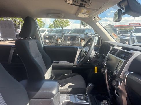 Used 2021 Toyota 4Runner SR5 AWD/4WD image 24
