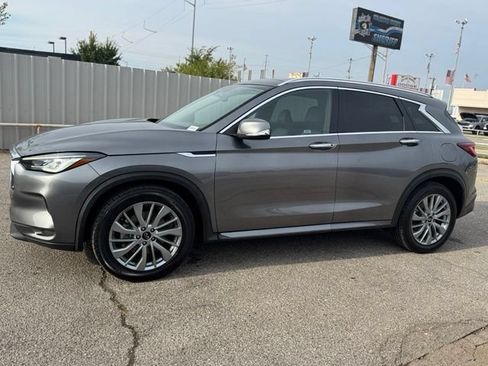 Used 2024 INFINITI QX50 Luxe FWD image 3